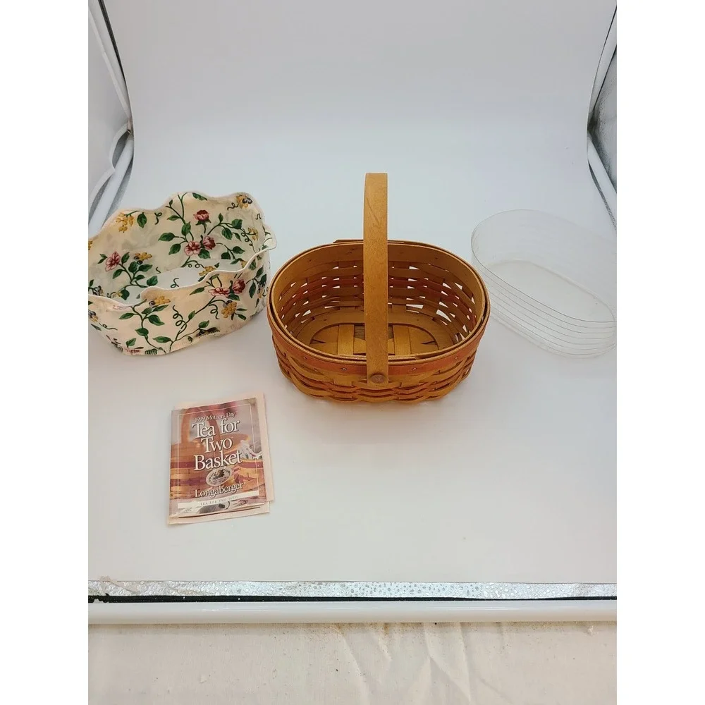 VTG 1999 Mothers Day Tea for Two Basket by Longaberger